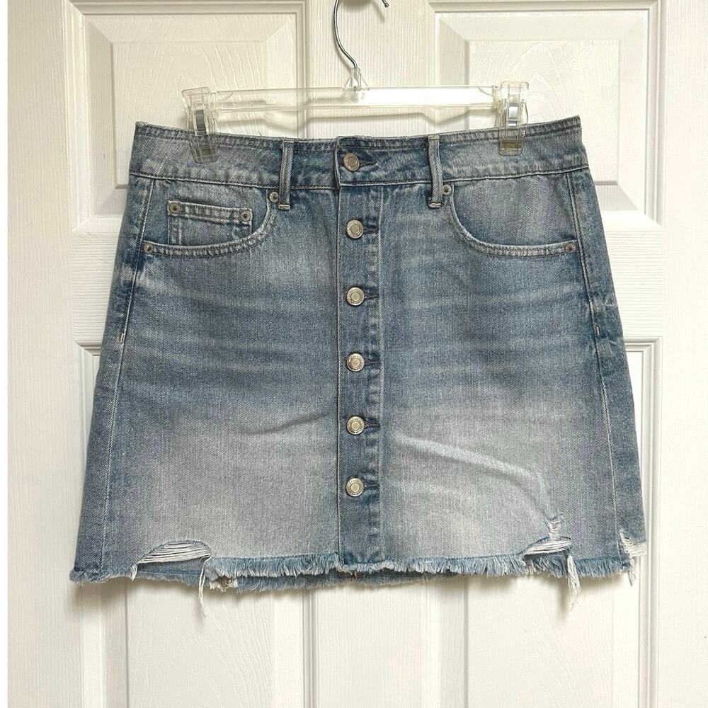 NWOT American Eagle Distressed Button Up Denim Jean Skirt